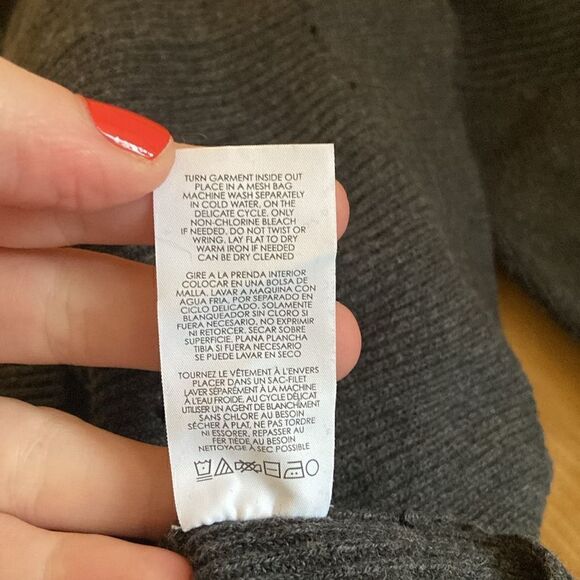 CAbi Gray Knit Style 3705 Clare Snuggle Pullover Sweater Size Small - Picture 9 of 9